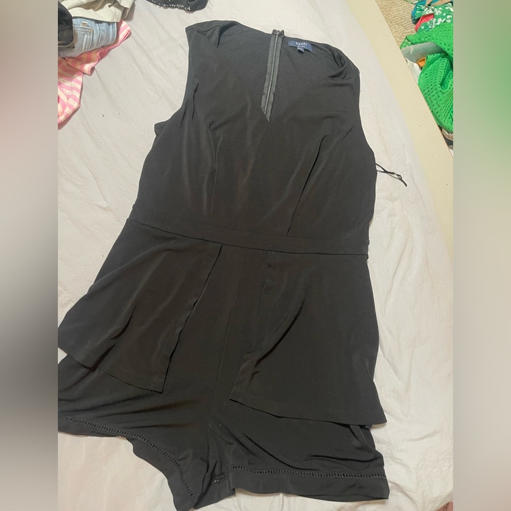 Kaari black romper size large